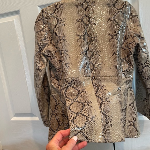 Bully lamb skin leather stylish blazer. BRAND NEW, never worn. Designer made. - Picture 5 of 12
